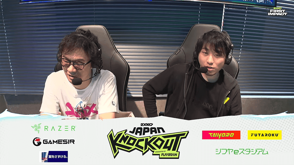 キャスター二人。左：ハメコ。さん、右：立川さん